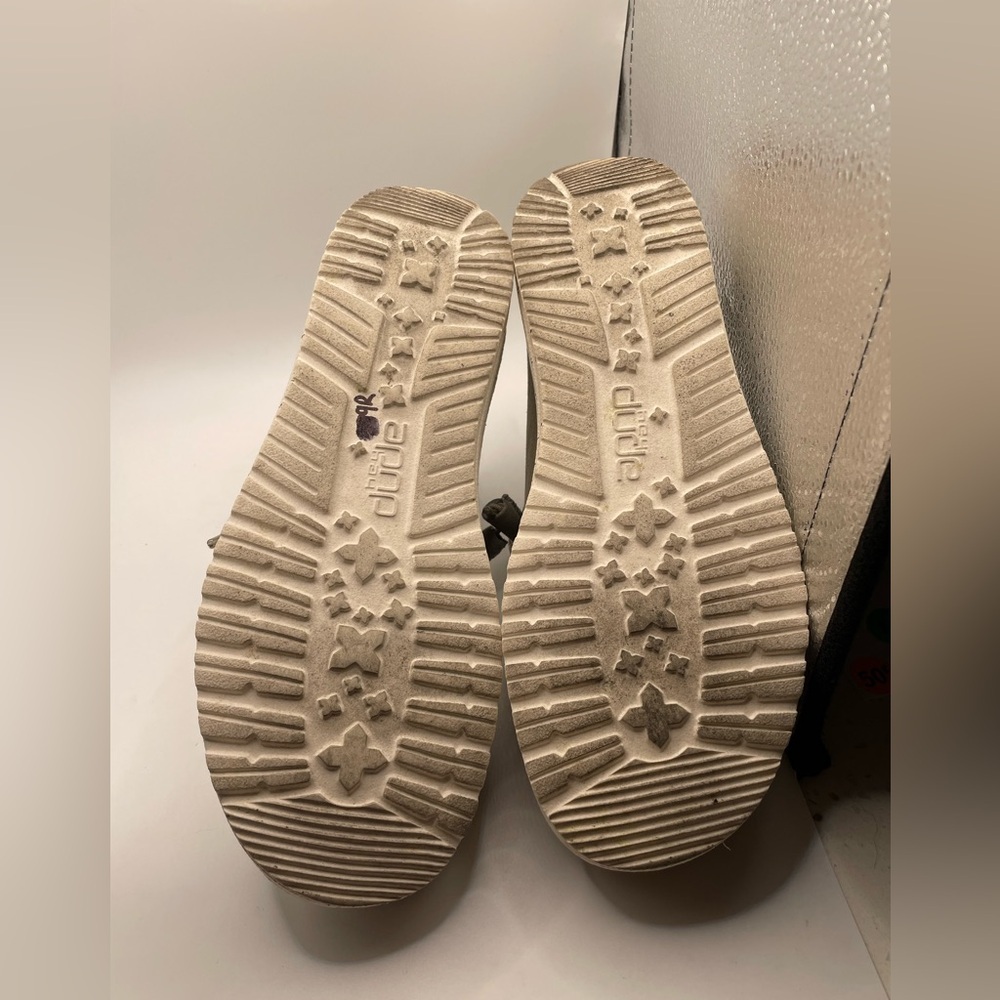 Hey Dude Wendy grey womens loafers size 6 - Picture 9 of 9